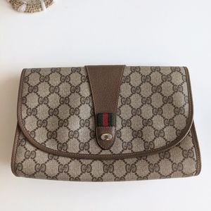 SOLD - Gucci ophidia clutch GG monogram